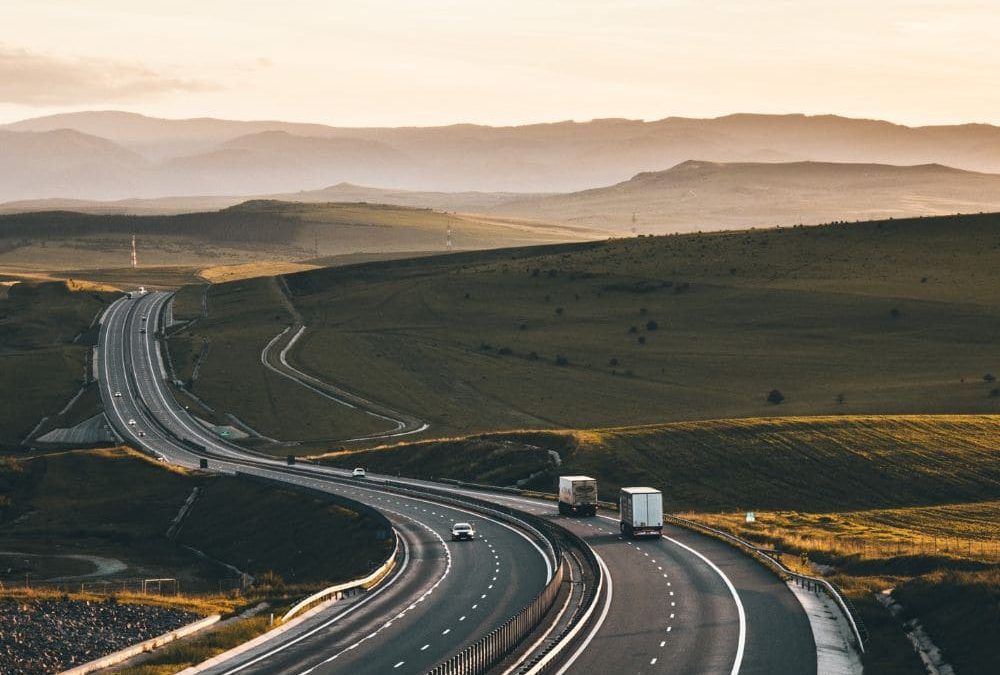 La Vida en la Carretera: Retrato de los Camioneros Modernos